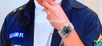 屋敷 裕政（ニューヨーク）　ロンジン　レジェンドダイバー　『NEWニューヨーク』より　