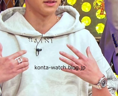 小山 慶一郎（NEWS）　ロレックス　GMTマスターII　『ダウンタウンDX』より