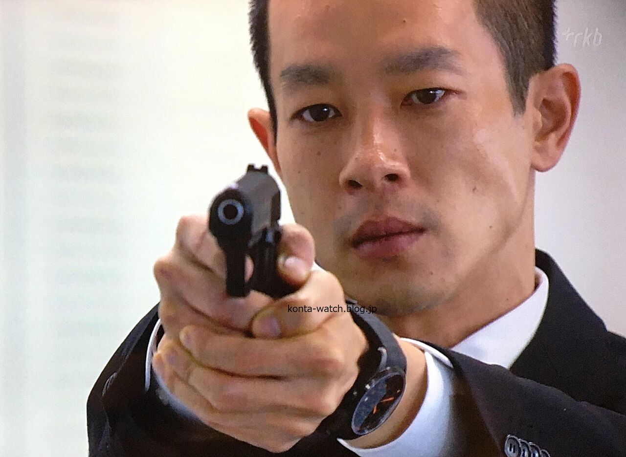 加瀬 亮 ハミルトン カーキ フィールド オート Spec 警視庁公安部公安第五課 未詳事件特別対策係事件簿 より Watchawatch