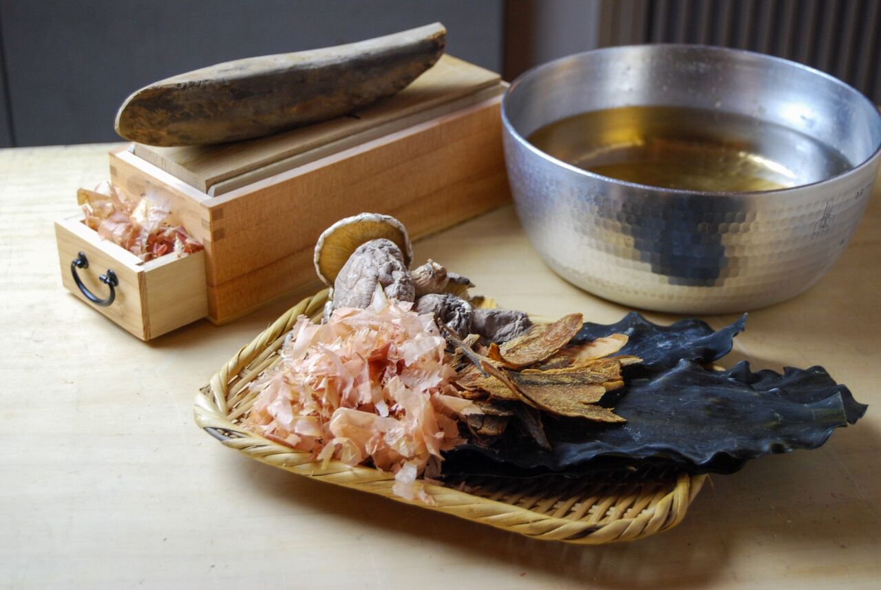 【出汁という概念】料理を作る時「出汁」をとらない国ってある? : 今晩何食べよ
