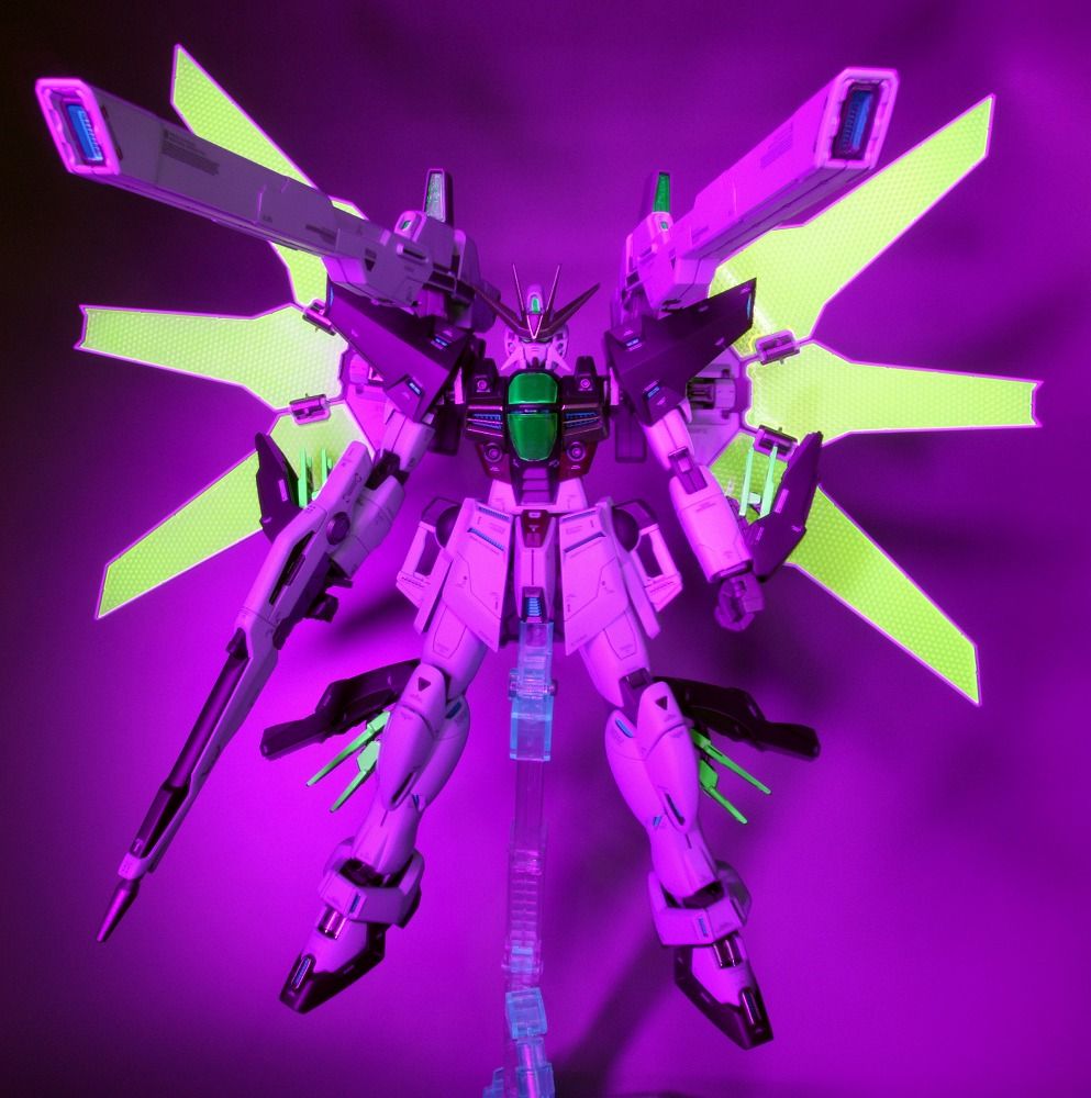 塗装済み完成品　MGガンダムダブルエックス ガンプラ 改造 改造 全塗装】塗装済み完成品 MGガンダムダブルエックス