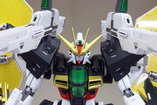ガンプラ ガンダムダブルエックス デカールと塗装
