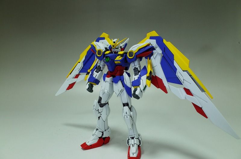 RG ウイングガンダム 塗装完成品 RG 1/144 ウイングガンダム TV版「ウイングガンダム」改修塗装