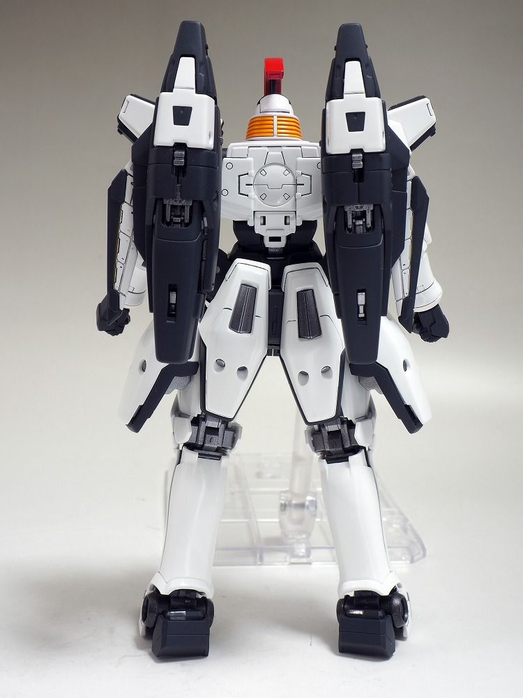 RGトールギス 全塗装完成品 ガンプラ RGトールギス EW 全塗装 !! - YouTube