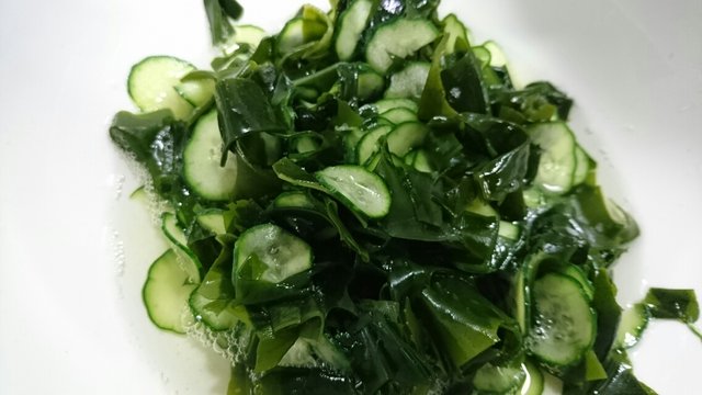 青臭い