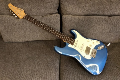 RYギター　ストラト　マルチレイヤー 　美品 Kooy Guitars Refin By KG 