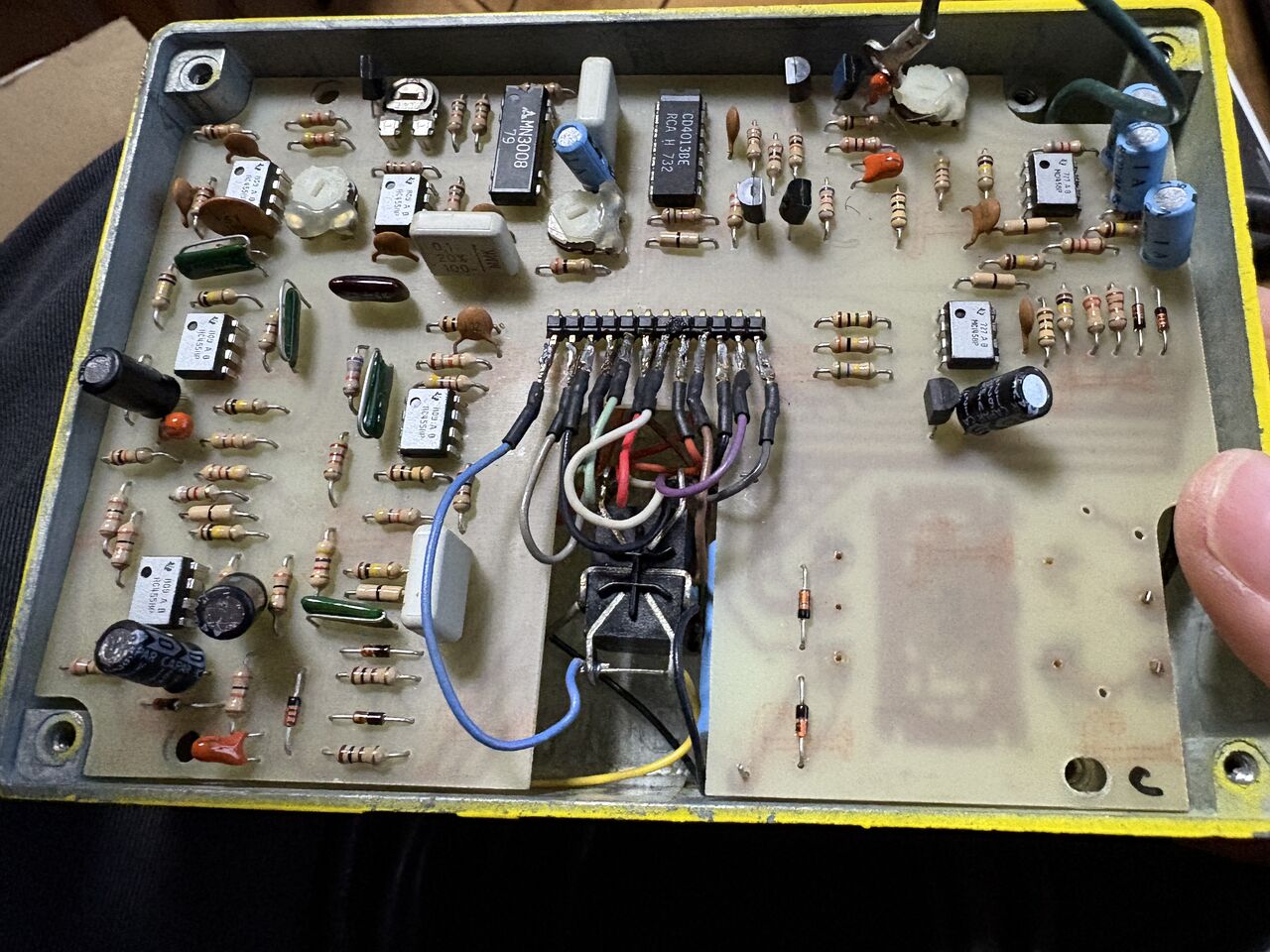 110V仕様のMXR Stereo Chorusをアダプター駆動にする話 : Kooy GuitarsのK