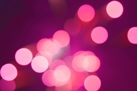 【悲報】風俗店で従業員と客が全裸になりわいせつ行為　18人を逮捕