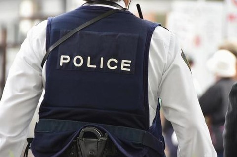 福岡県警のお巡りさん、自動二輪の免許を持ってないのに白バイでパトロールして書類送検
