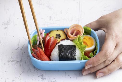 アメリカの子供の弁当がおかしい????