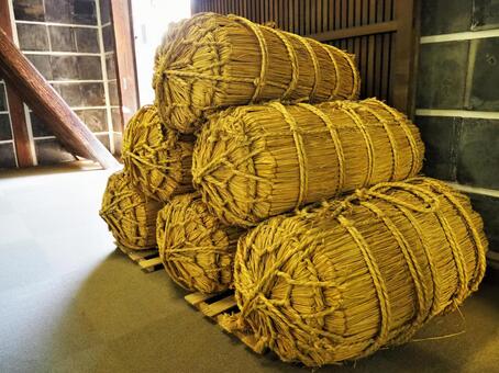 【悲報】米農家さん、JAから自家販売に切り替えた途端収穫した米を全て盗まれる