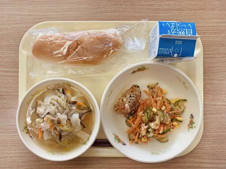 ご飯はふたつかみ、ハンバーグはひと口…担任が宿題しない小学生の給食減らす　両親・男子児童が提訴