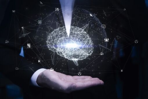 【朗報】世界的なAI技術者らが日本で起業を選択、元GoogleでChatGPTのT技術者「地政学的にも経済的にも日本は重要、革新的なAIを生み出す決意」