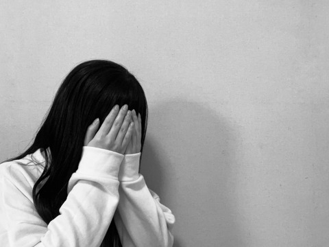 【悲報】興味のない相手から好意を伝えられる「コクハラ」が急増中