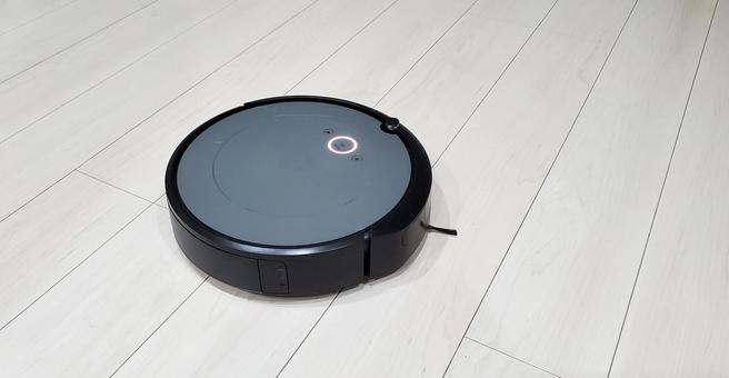 中国製ロボット掃除機が家族に向かって「Fワード」、米国各地で発生…いったい何が