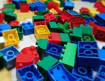 【画像】ダイヤブロックとかいう日本製レゴwwwwwwwwwwwwwwwwwwww