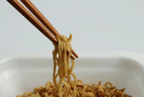 千葉県を爆走するペヤングソース焼きそばをご覧ください