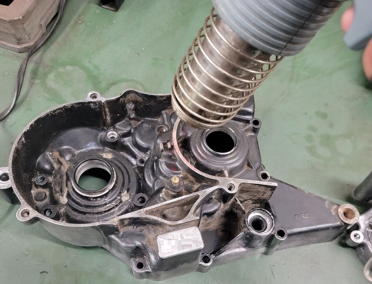 寄せ集めパーツで NSR80エンジン作成 ① CRM80クランクケース 寄せ集めパーツで NSR80エンジン作成 ① CRM80クランクケース