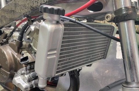 TZR50のラジエタを流用
