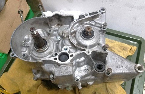 NSR50 80 エンジン腰下OH ①分解編 : 磯子岸壁夜遊び倶楽部#45