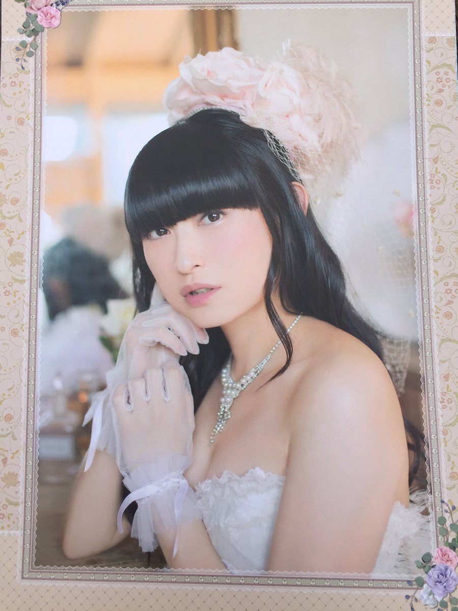 画像 大人気声優 おっぱいの谷間を見せつけてしまう 美味しい毒 画像 大人気声優 おっぱいの谷間を見せつけてしまう 美味しい毒