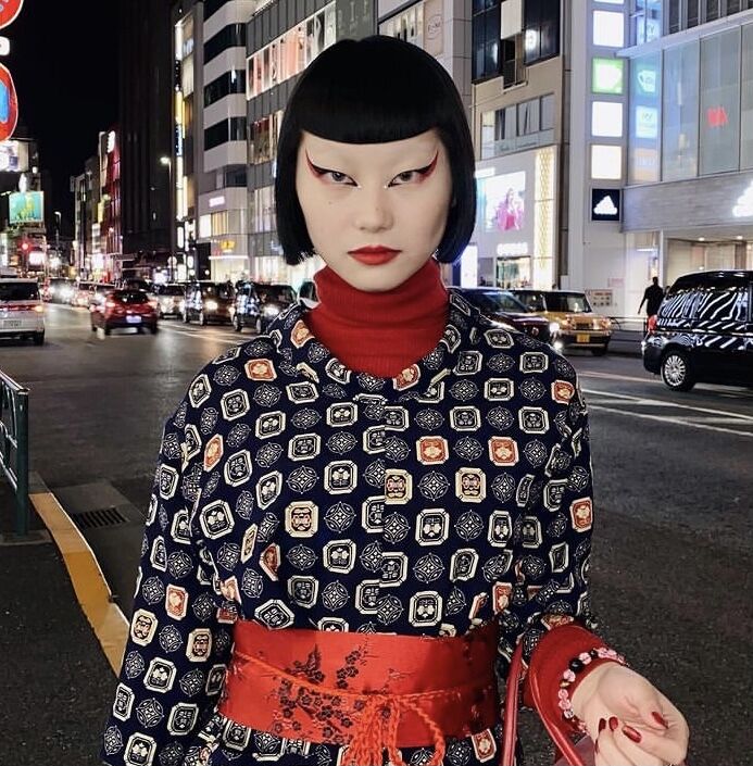 画像 謎の女 一重まぶたを活かして眉毛全剃り前髪パッツンにします Jk 可愛い 可愛い 美味しい毒