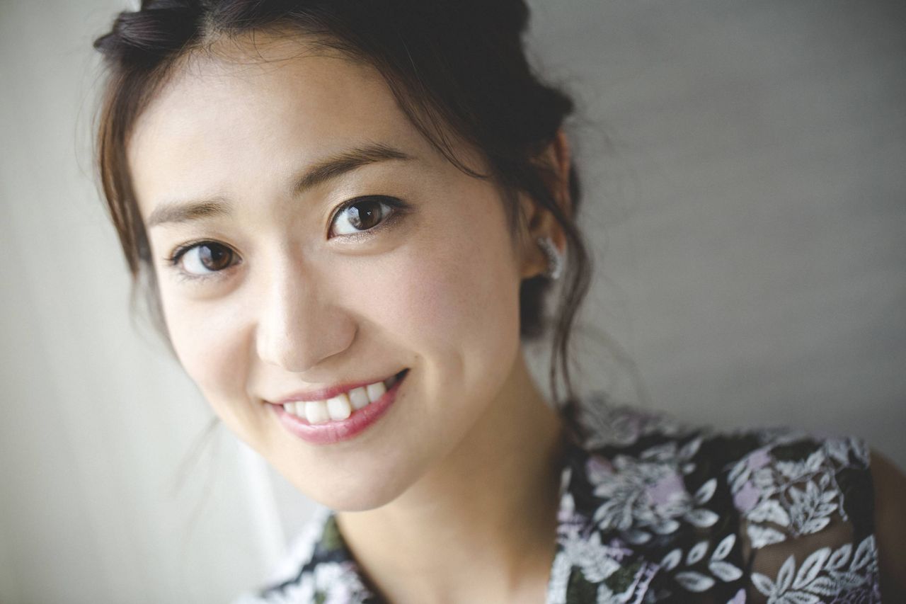 フェチ 芸能人の顔の毛穴や質感が分かる高画質画像に興奮する 美味しい毒