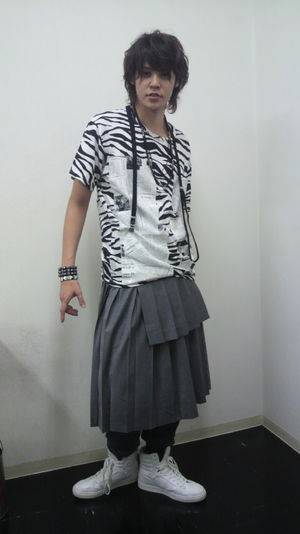 画像 一部の男性声優特有のv系ファッション信仰は何やねんｗｗｗｗ 美味しい毒
