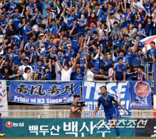 韓国の反応 人民ルーニー 鄭大世 親善試合で2ゴール ウォーミングアップ完了 韓国サッカートップニュースへの 反応