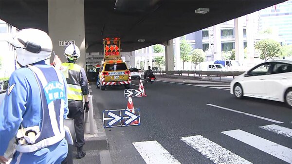 首都高パチンコ散乱で渋滞にトラック積み荷から落下が原因か これキチ速報