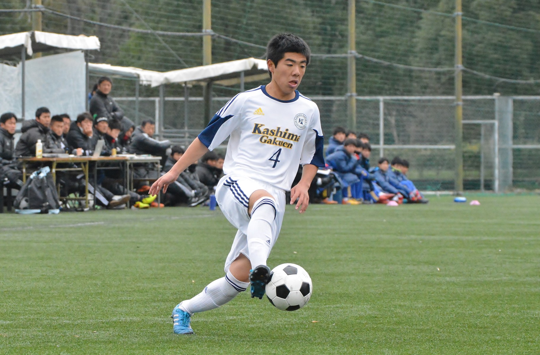 1月23日 土 に行われた 茨城県高校サッカー新人大会 準決勝 Vs 水戸商業 の写真をwebアルバムにアップしました 鹿島学園サッカー部父母会公認ブログ Pride Of Yellow Blue