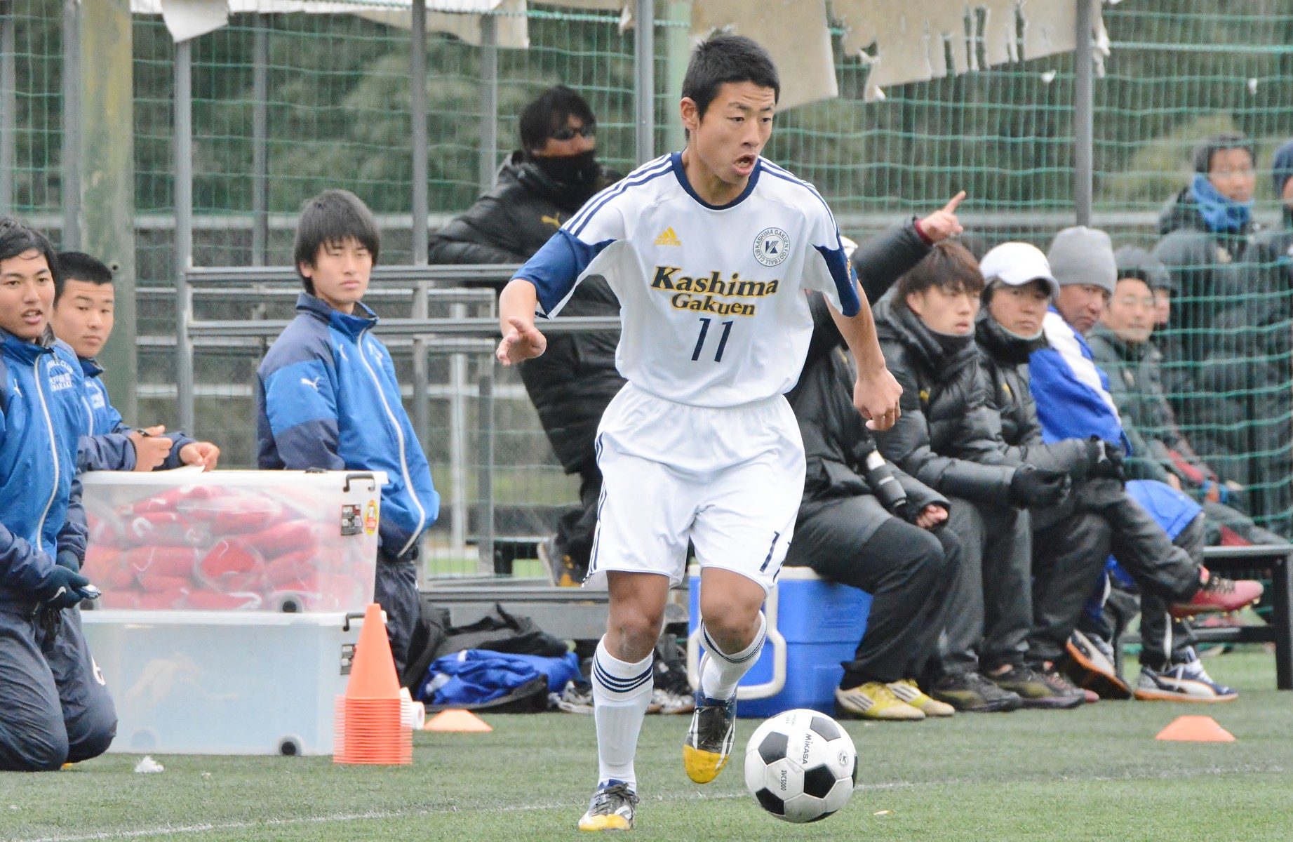 1月23日 土 に行われた 茨城県高校サッカー新人大会 準決勝 Vs 水戸商業 の写真をwebアルバムにアップしました 鹿島学園サッカー部父母会公認ブログ Pride Of Yellow Blue 1月23日 土 に行われた 茨城県高校サッカー新人大会 準決勝 Vs 水戸商業 の写真をwebアルバムにアップしました 鹿島学園サッカー部父母会公認ブログ Pride Of Yellow Blue
