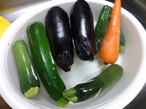 夏野菜のトマト煮を作りました つづけるためのオーガニック ファイル 夏野菜のトマト煮を作りました つづけるためのオーガニック ファイル