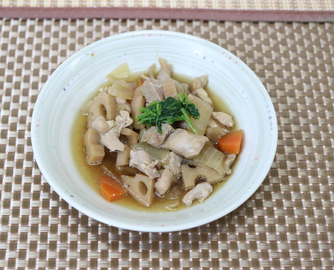 鶏肉と根菜のしぐれ煮 弘済院第1特養 献立紹介