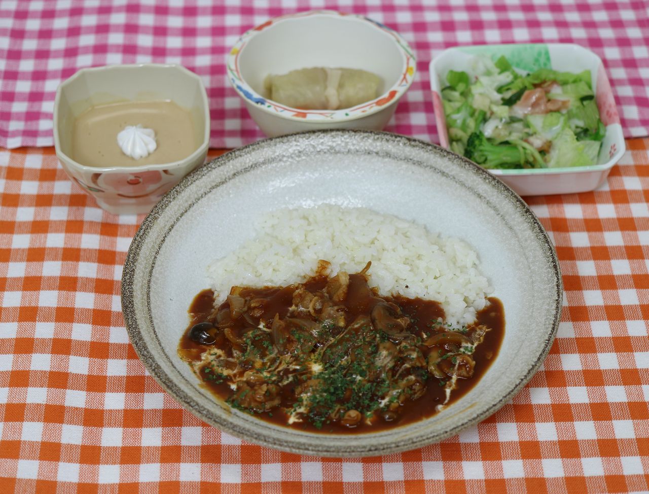 世界の料理 弘済院第1特養 献立紹介