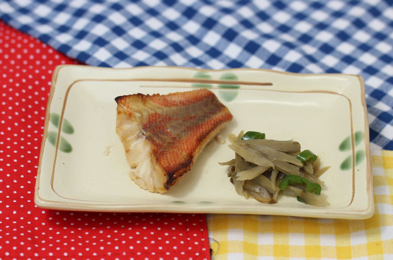 赤魚のみりん焼き 弘済院第1特養 献立紹介 赤魚のみりん焼き 弘済院第1特養 献立紹介
