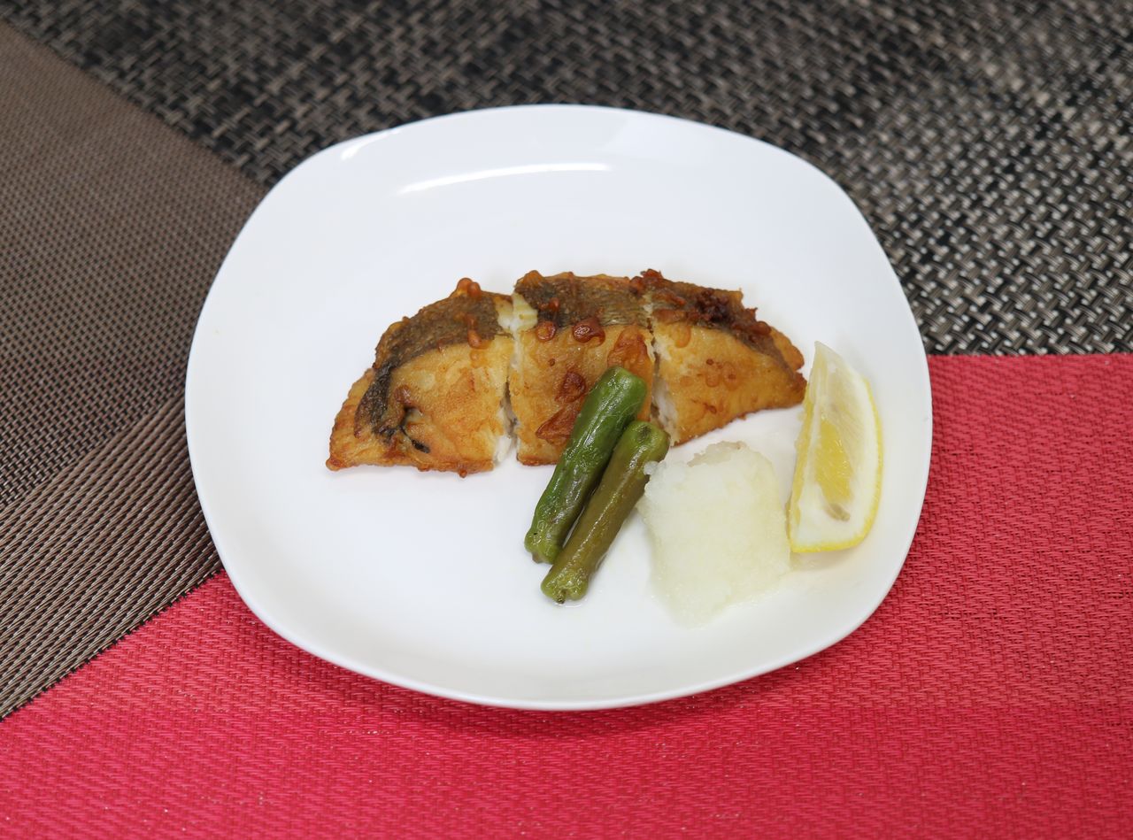カレイの唐揚げ 弘済院第1特養 献立紹介 カレイの唐揚げ 弘済院第1特養 献立紹介