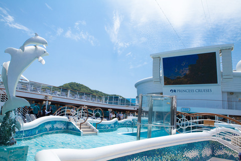 DI_pooldeck