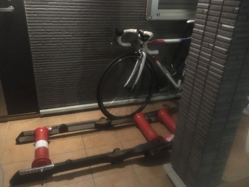 3本ローラーか固定ローラーか 2ヶ月の効果は 初心者ローディーのロードバイクナビ