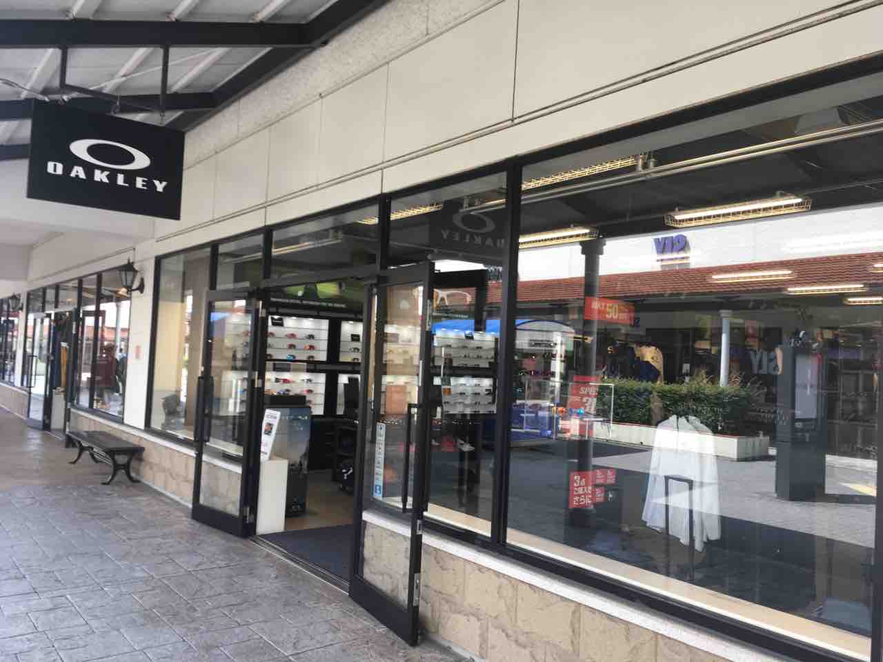 オークリーボルト鳥栖 佐賀県 鳥栖 911とcbとoakley たまに ハワイ コシンヤ Koshinya のブログ