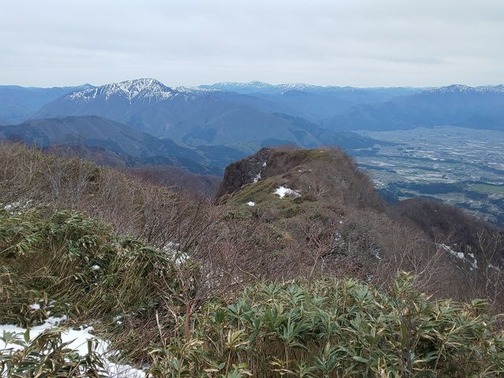 尾根