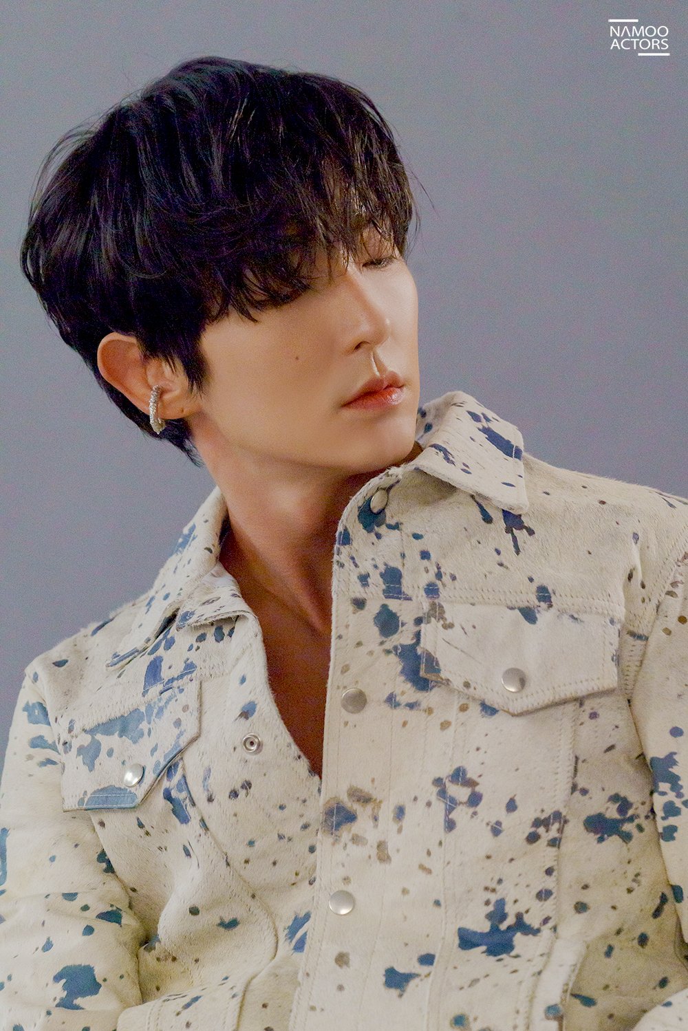 新品未開封 イ・ジュンギ公式マガジン2019 Vol.1-2 タイ 写真集