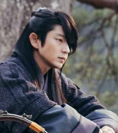 16年02月 ウリ イ ジュンギさんの日常