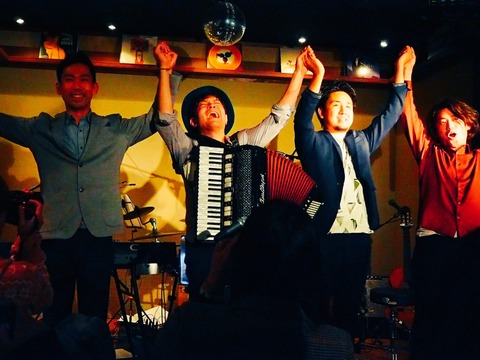 62D7F698-9330-444D-B8D0-A75249C113C9