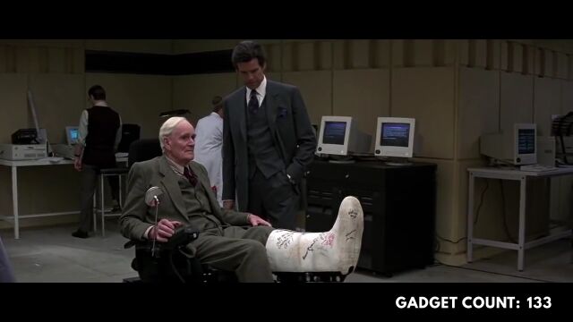 ���奸�����ॺ���ܥ�ɤΥ������åȤ򡢱ǲ���椫��Ĥ餺����ȴ�������Ƥߤ�����