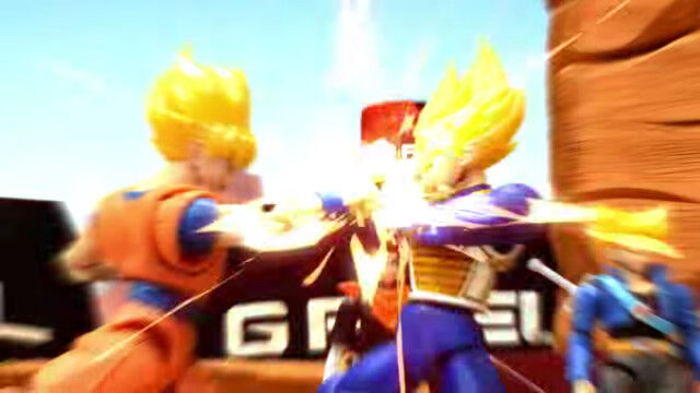 悟空とベジータが激しく戦う、TVアニメさながらのコマ撮りアニメーション