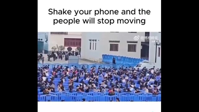 「スマホを振ると止まる動画」が不思議すぎる