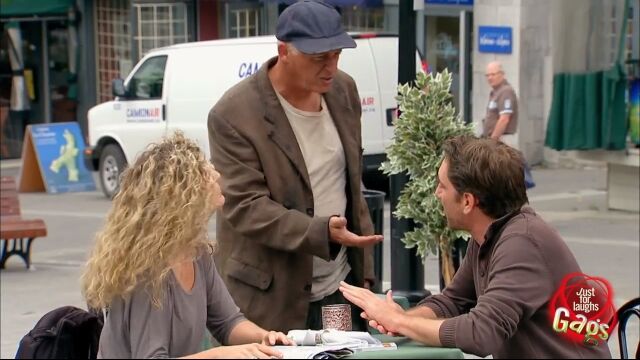 ̤ꤹΥۡ쥹˷뺧ؤ򤢤äʤιư˥åפΥɥå