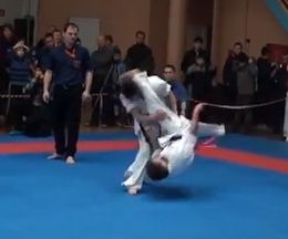 ����Ϥ����������֤ꤷ�ĤĤβ󤷽���ǥΥå������Ȥ��롢���������˿���λ�����