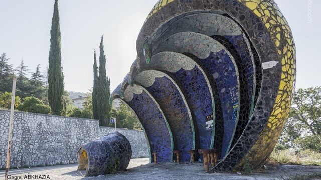 ��ͳ�ʥǥ��������򤤡����ӥ���Ϣˮ����˺��줿�Х���μ̿�17��